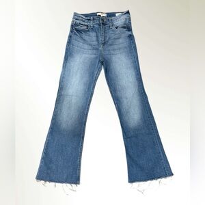 Harper Heritage Flared Denim Cropped Jeans Women’s Size 27 Frayed Bottoms.